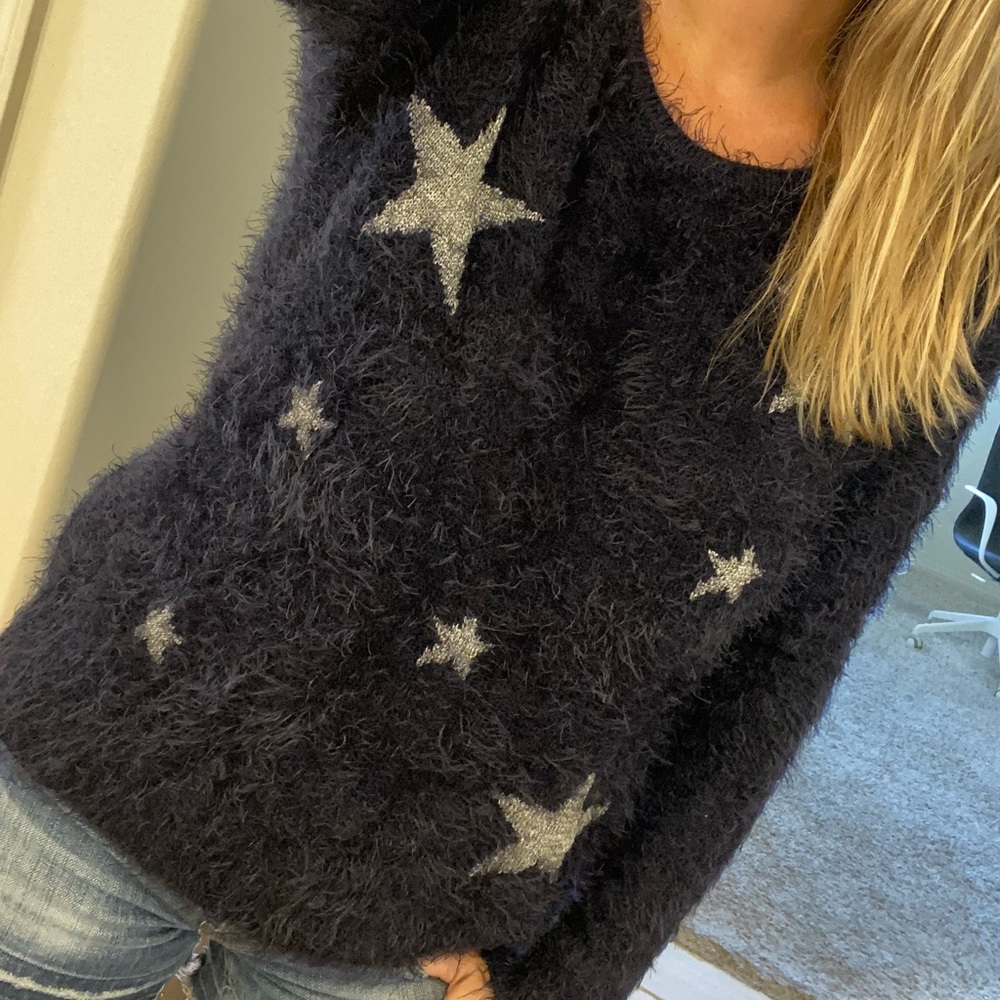 Sweater - Picture 3 of 6